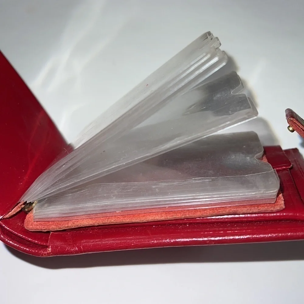 Vintage Red Leather Bifold Snap Wallet